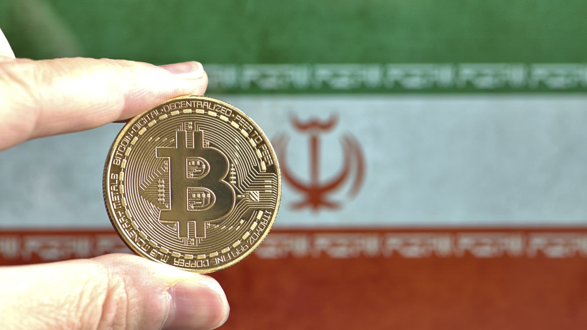 Bitcoin Plummets: Iran Cyber Attack Triggers Crypto Market Sell-Off