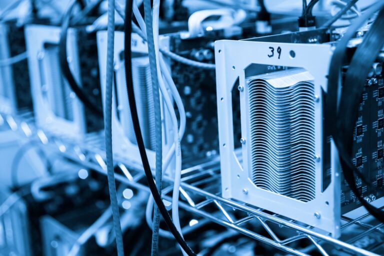 CleanSpark Achieves 50 EH/s Hashrate Milestone in Bitcoin Mining