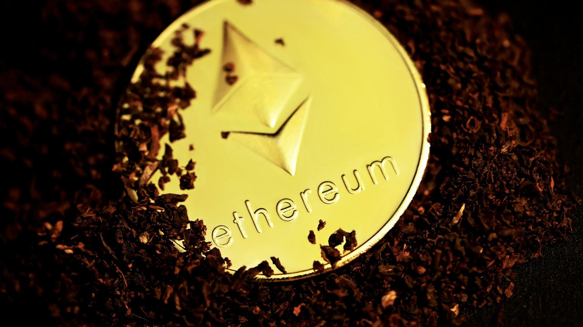 Ethereum at a Crossroads: Key EMAs Signal Potential Breakout or Breakdown