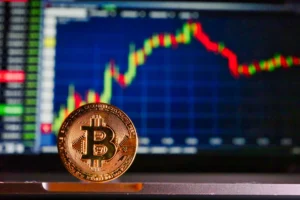 Vietnam’s Crypto Legalization: Hopes Rise Amid Tough Draft Regulations