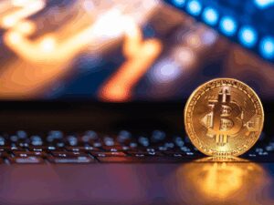 BONK Price Alert: Can Bulls Hold Key Support Level Amid Market Volatility?