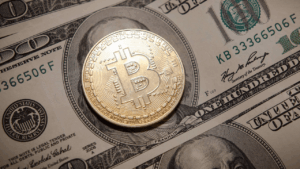 Bitcoin Price Consolidation: $117.5K to $118K Signals Impending Breakout
