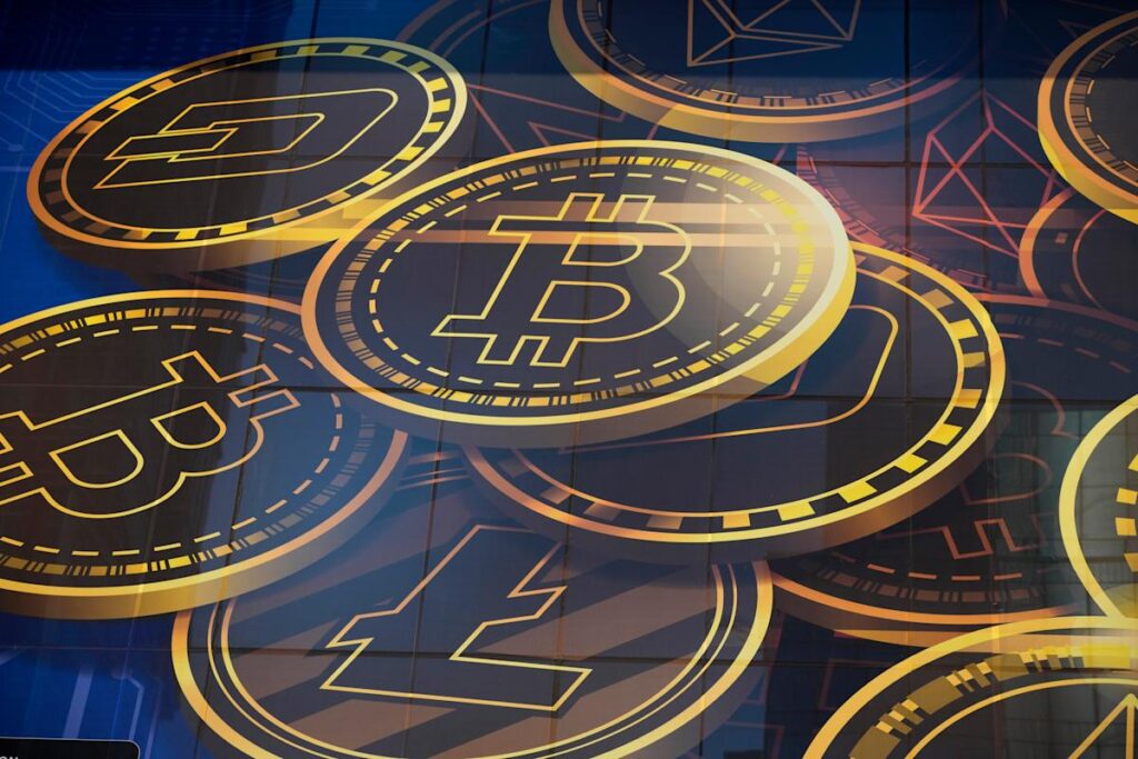 Bitcoin Soars Past $118,000: Investors Embrace Risk-On Strategy