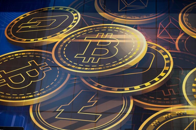 Bitcoin Soars Past $118,000: Investors Embrace Risk-On Strategy