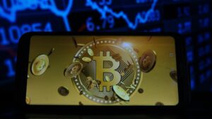 Bitcoin Soars to $118K: Institutions Fuel ETF Surge and New Highs