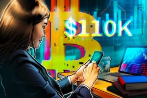 Bitcoin Struggles Against Resistance Amid Bearish Divergences