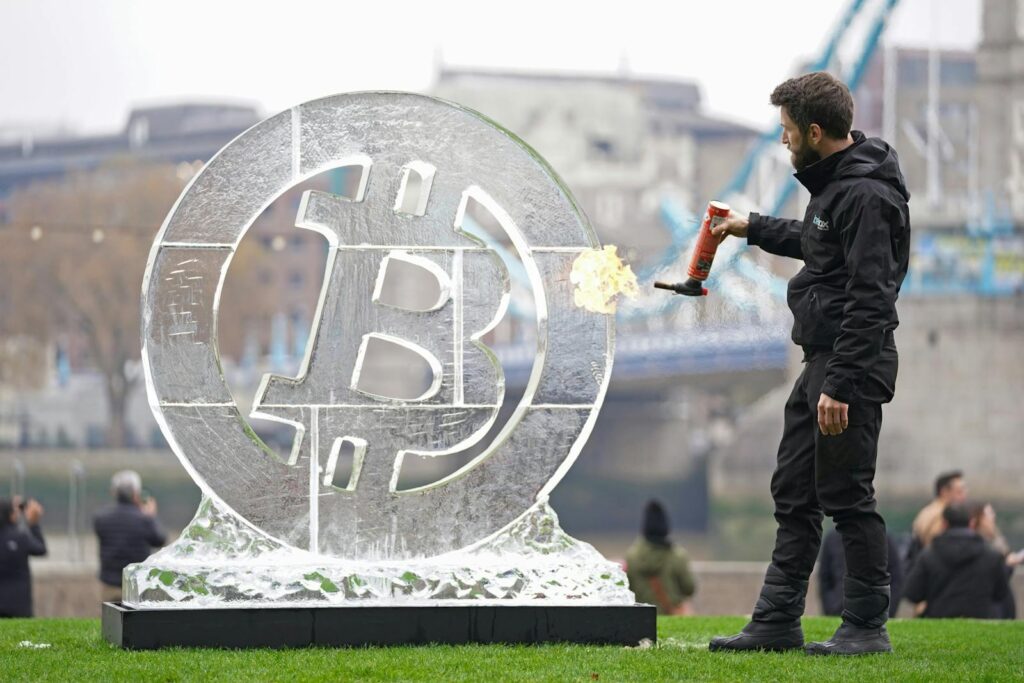 Bitcoin Surges to New All-Time High, Surpassing $112,000 Mark!