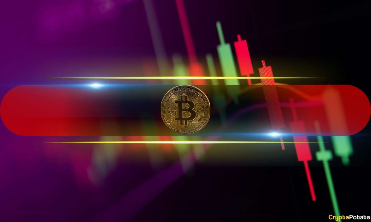 Bitcoin Traders Brace for Key Economic Announcements as Altcoins Dive