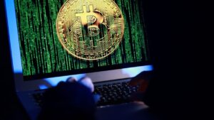 Coinbase Director Warns of Possible Hack Amid $8B Bitcoin Surge