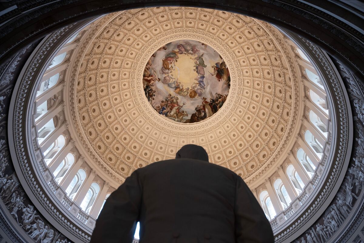 Crypto Week Faces Setback as Republican Conservatives Rebel
