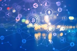 How a $100 Bitcoin Strategy Outperformed 20 Altcoins for Massive Gains