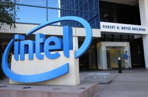 Intel Earnings Miss: Stock Drops 3.7% Despite $12.9B Revenue Beat