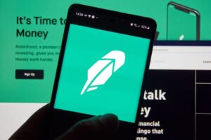 Robinhood’s Blockchain Move: Democratizing Finance with OpenAI & SpaceX