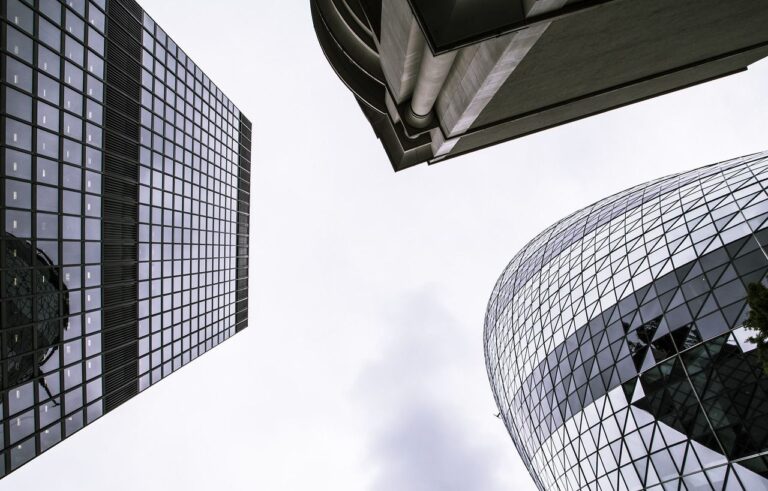 Transform Your Business: How Blockchain Modernizes Operations & Products