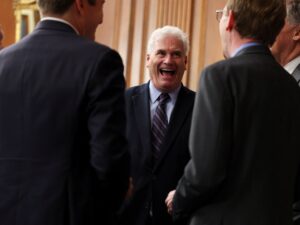 US House Passes Crypto GENIUS Act, Boosting Industry Support for Trump