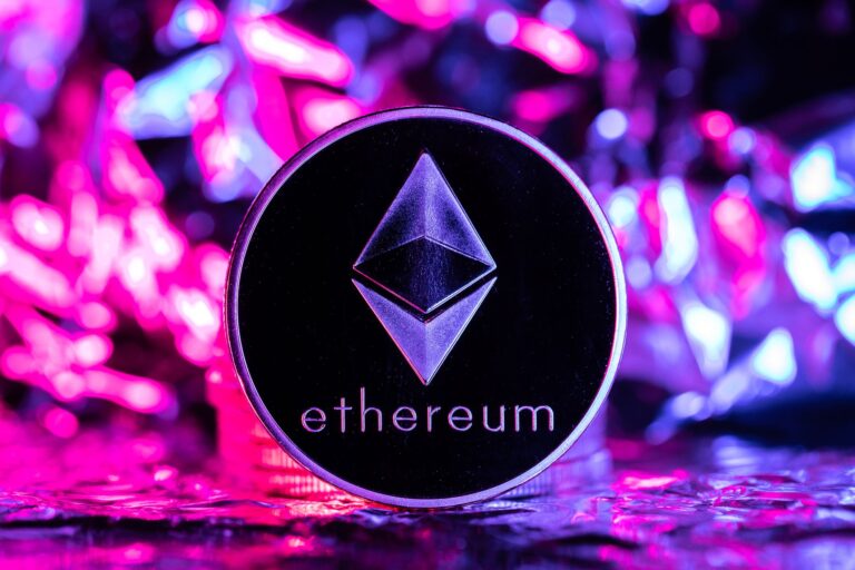 Why Major DApps Are Missing on Ethereum: Insights and Implications